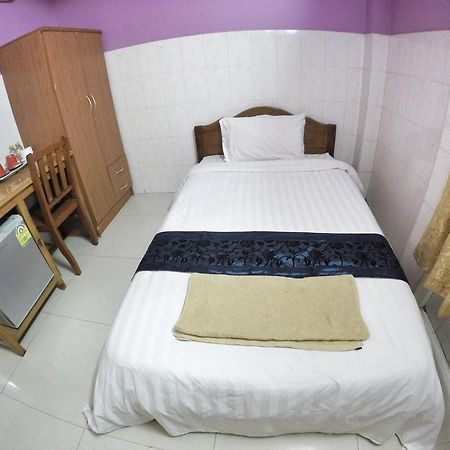 פנום פן Capitol 3 Guesthouse מראה חיצוני תמונה