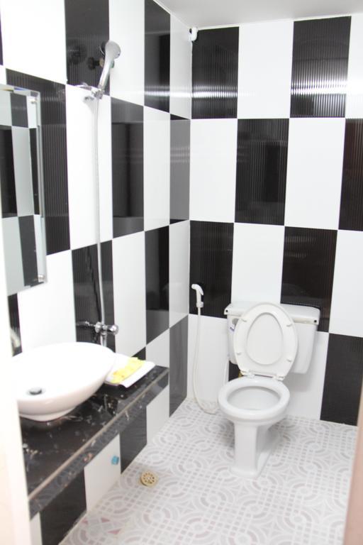 פנום פן Capitol 3 Guesthouse מראה חיצוני תמונה