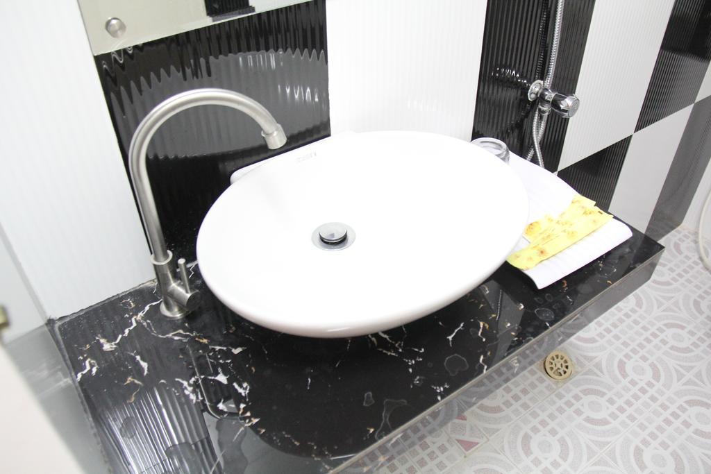 פנום פן Capitol 3 Guesthouse מראה חיצוני תמונה