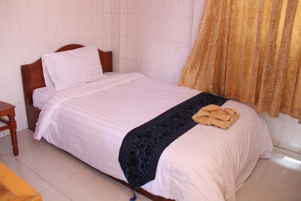 פנום פן Capitol 3 Guesthouse מראה חיצוני תמונה