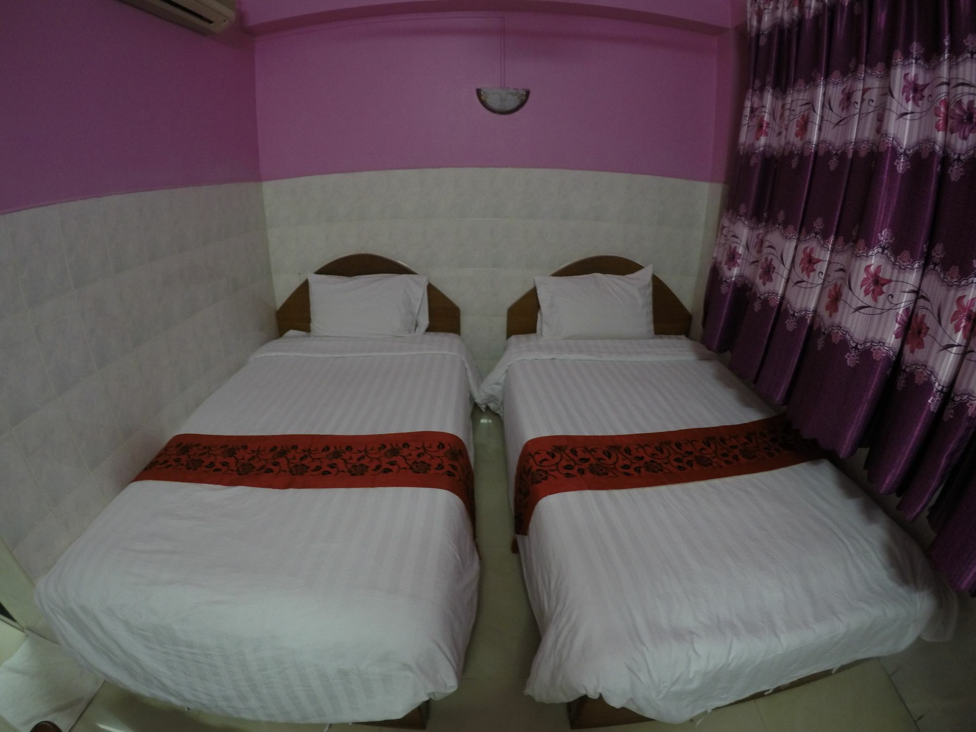 פנום פן Capitol 3 Guesthouse מראה חיצוני תמונה