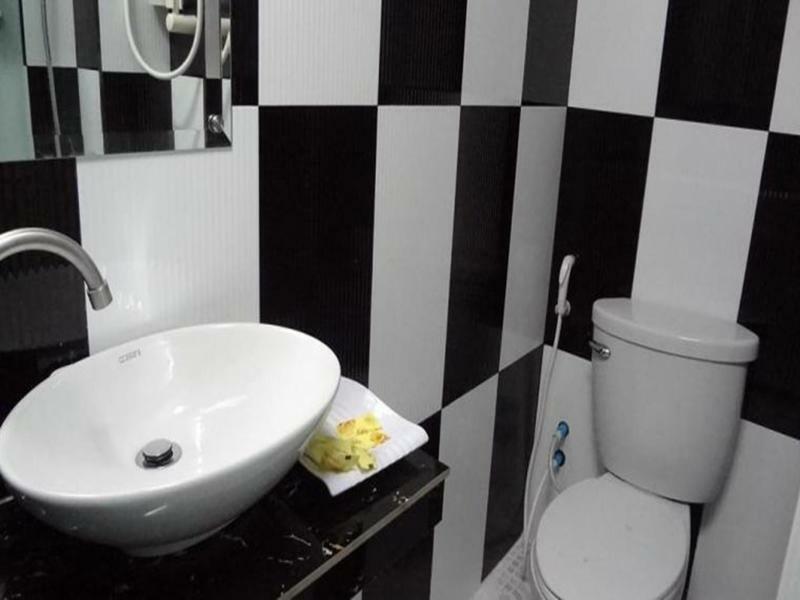 פנום פן Capitol 3 Guesthouse מראה חיצוני תמונה