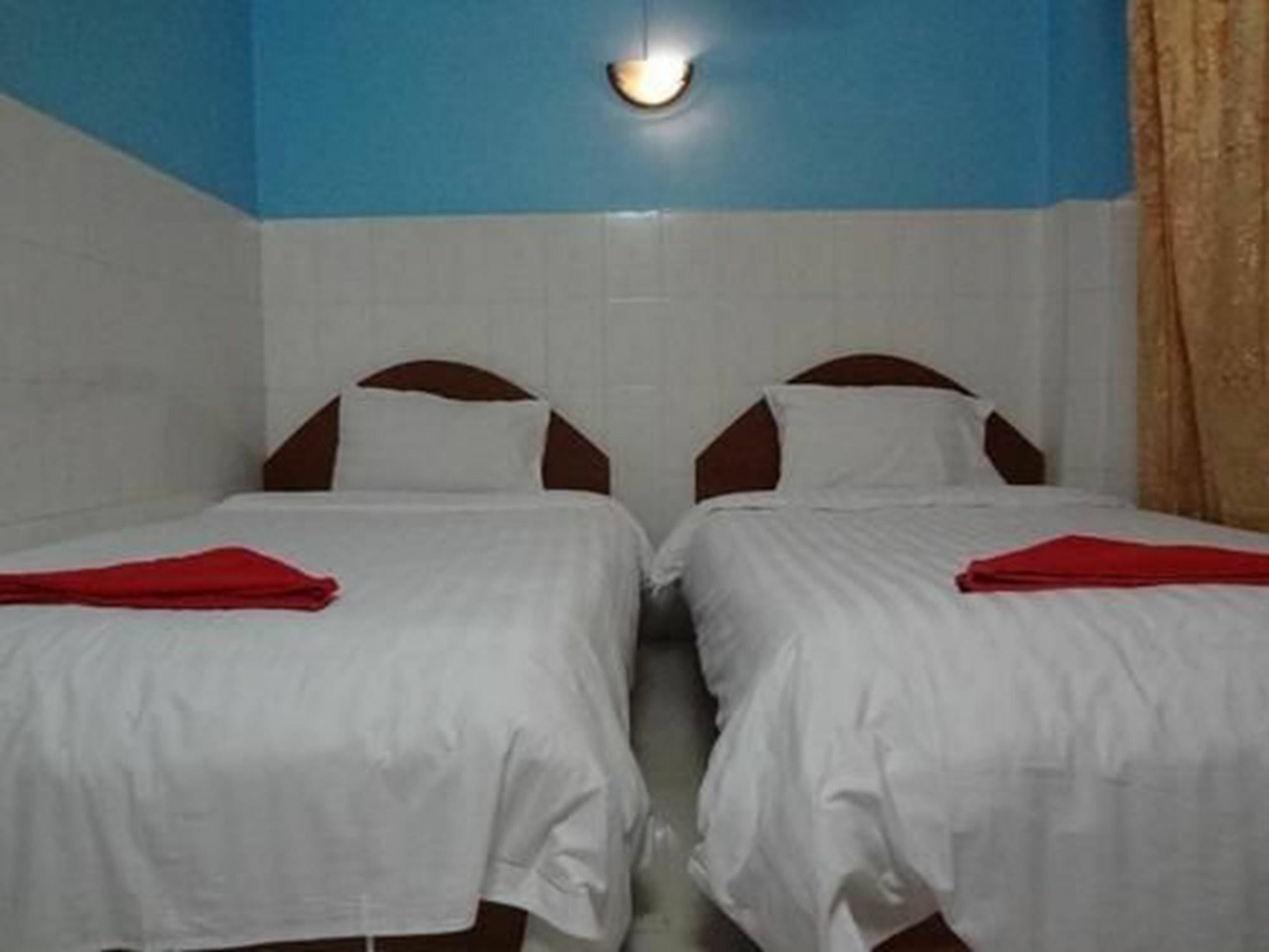 פנום פן Capitol 3 Guesthouse מראה חיצוני תמונה